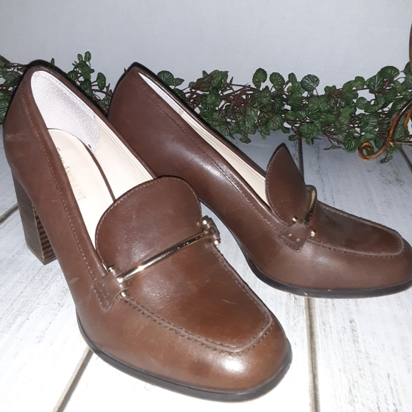 Enzo Angiolini "Mardie" Brown Leather Pump - Picture 9 of 16